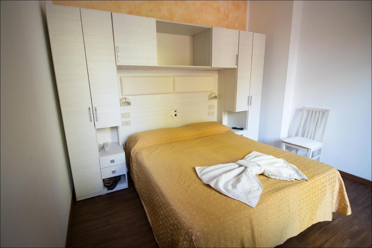 Hotel Belfiore Misano Adriatico Ngoại thất bức ảnh